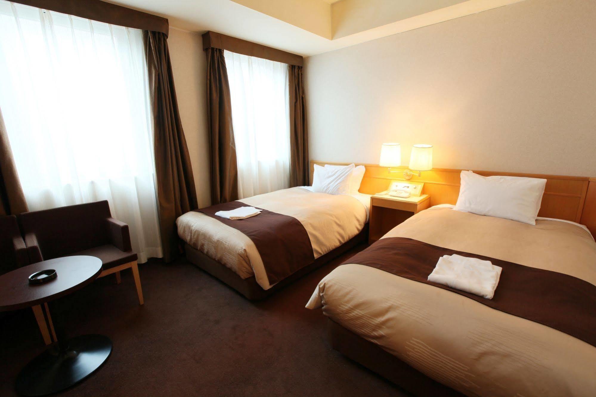 Lagunasuite Nagoya Exterior foto